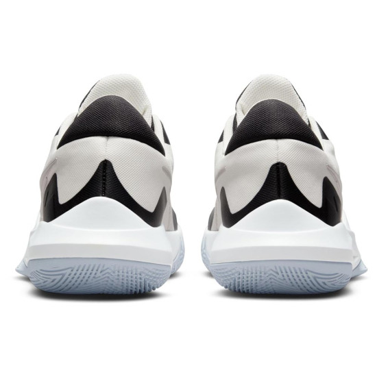 Nike Precision 6 Nike Precision 6